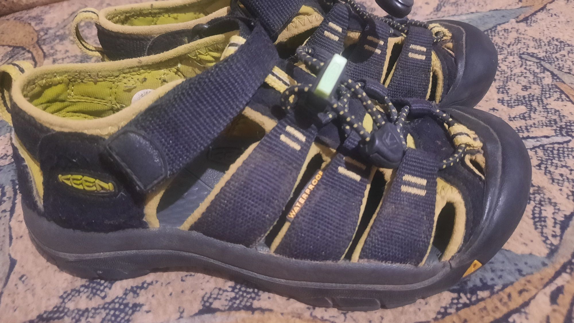 Трекінгові сандалі Keen 20см