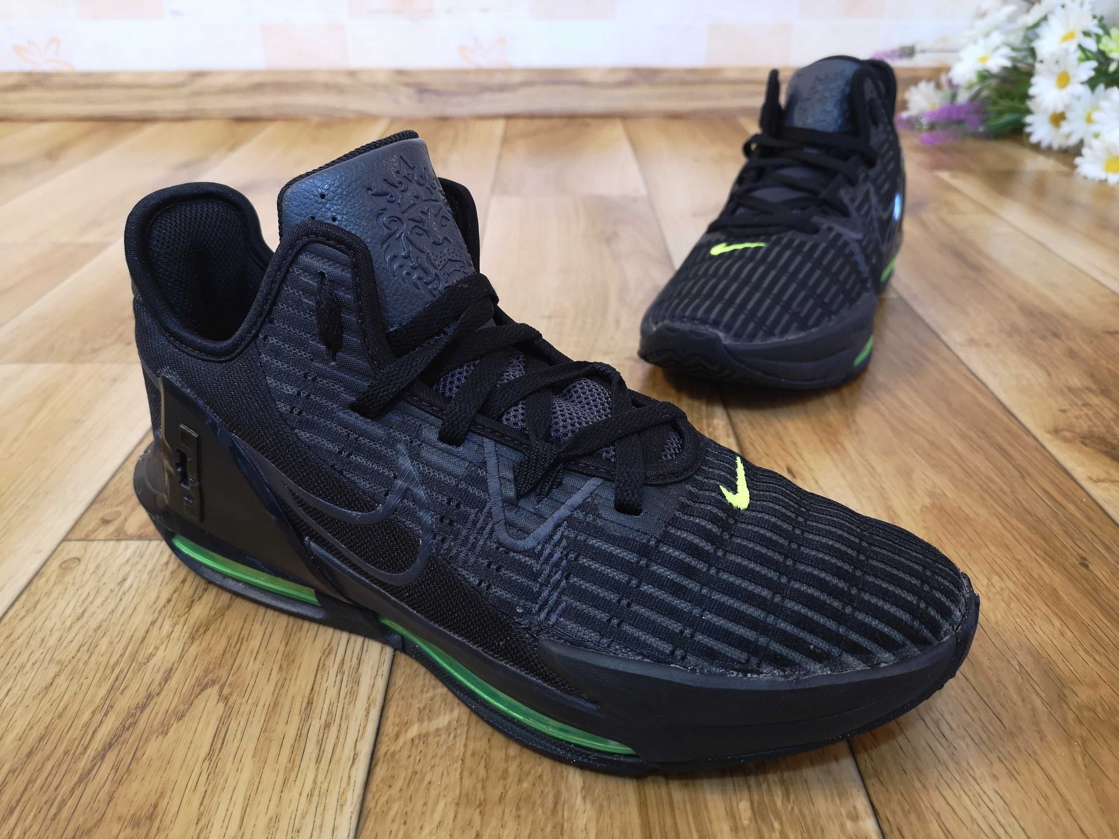 Nike Lebron męskie buty sportowe r.44