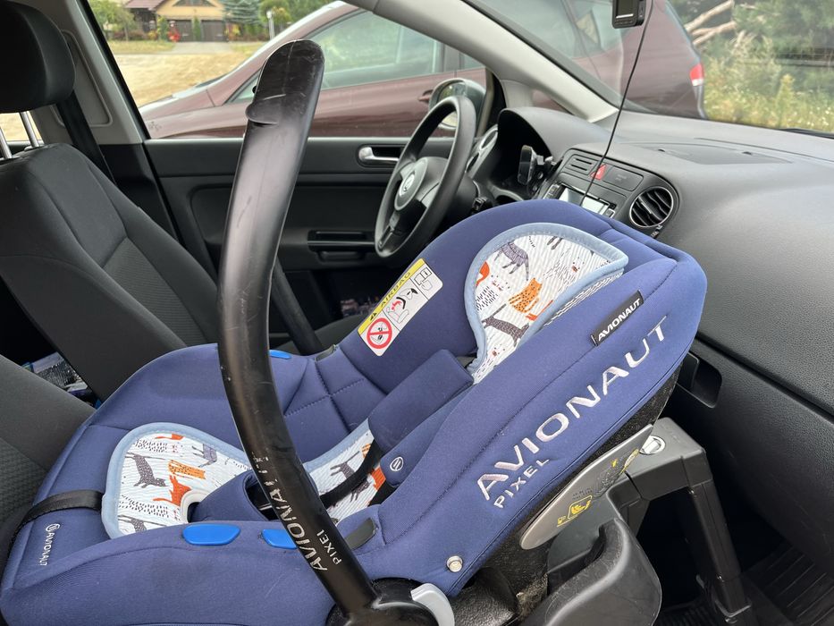 Fotelik samochodowy isofix baza  avionaut pixel granat aero wkladka