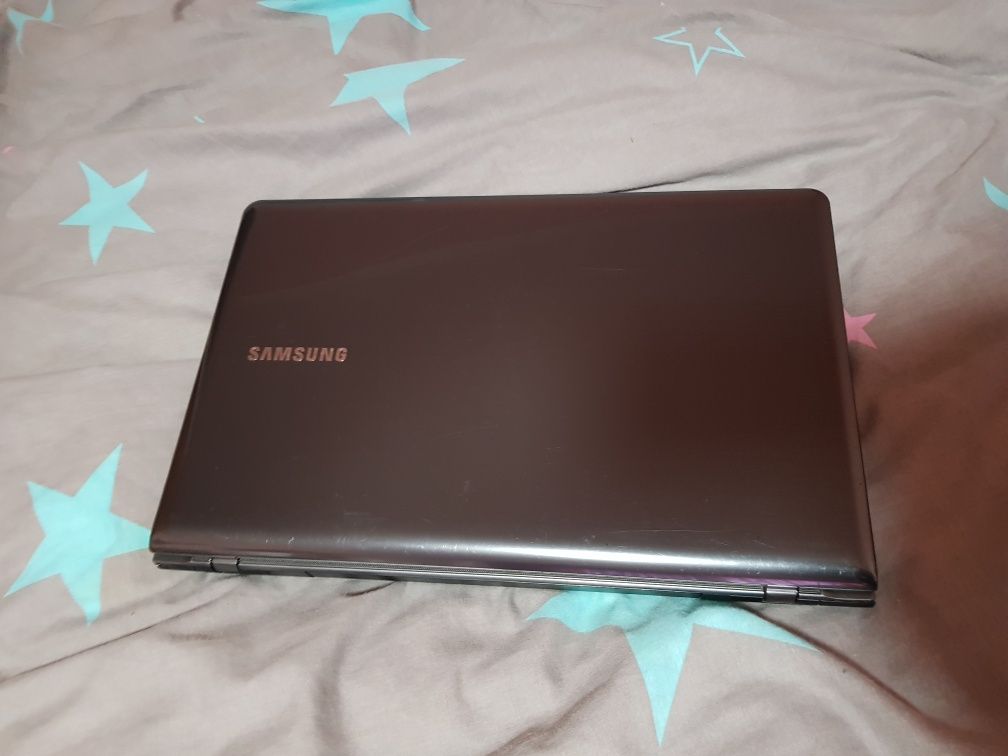 Ноутбук SAMSUNG 355V | AMD A8-4500 | 3GB DDR3
