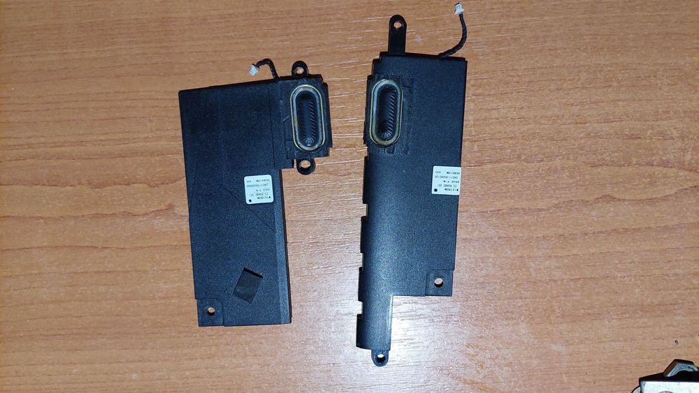 Корпус динамики планшет Asus ME301T MeMO Pad