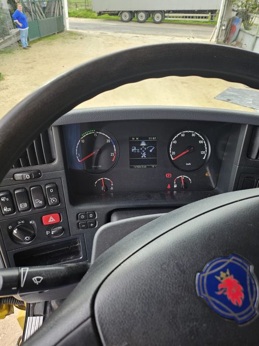 Camion Scânia……,