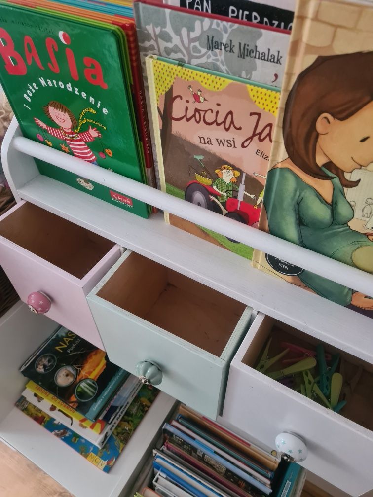 Drewniana biblioteczka regał półka na książki