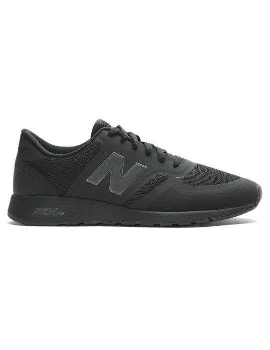 Кросівки чоловічі New Balance / 42 розмір
