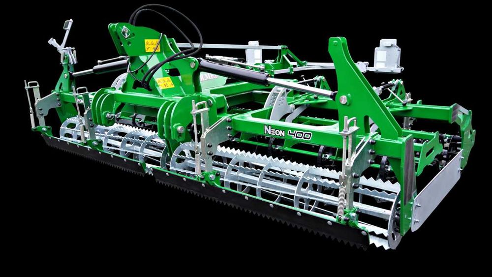 Promocja agregat uprawowy- przedsiewny Tolmet, Euro-Masz dostawa