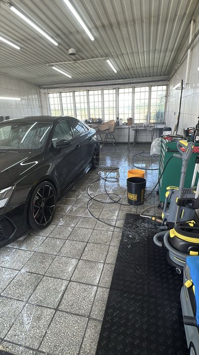 Hala/pomieszczenie/garaz/myjnia/warsztat 60 m2 i 40 m2 na wynajem