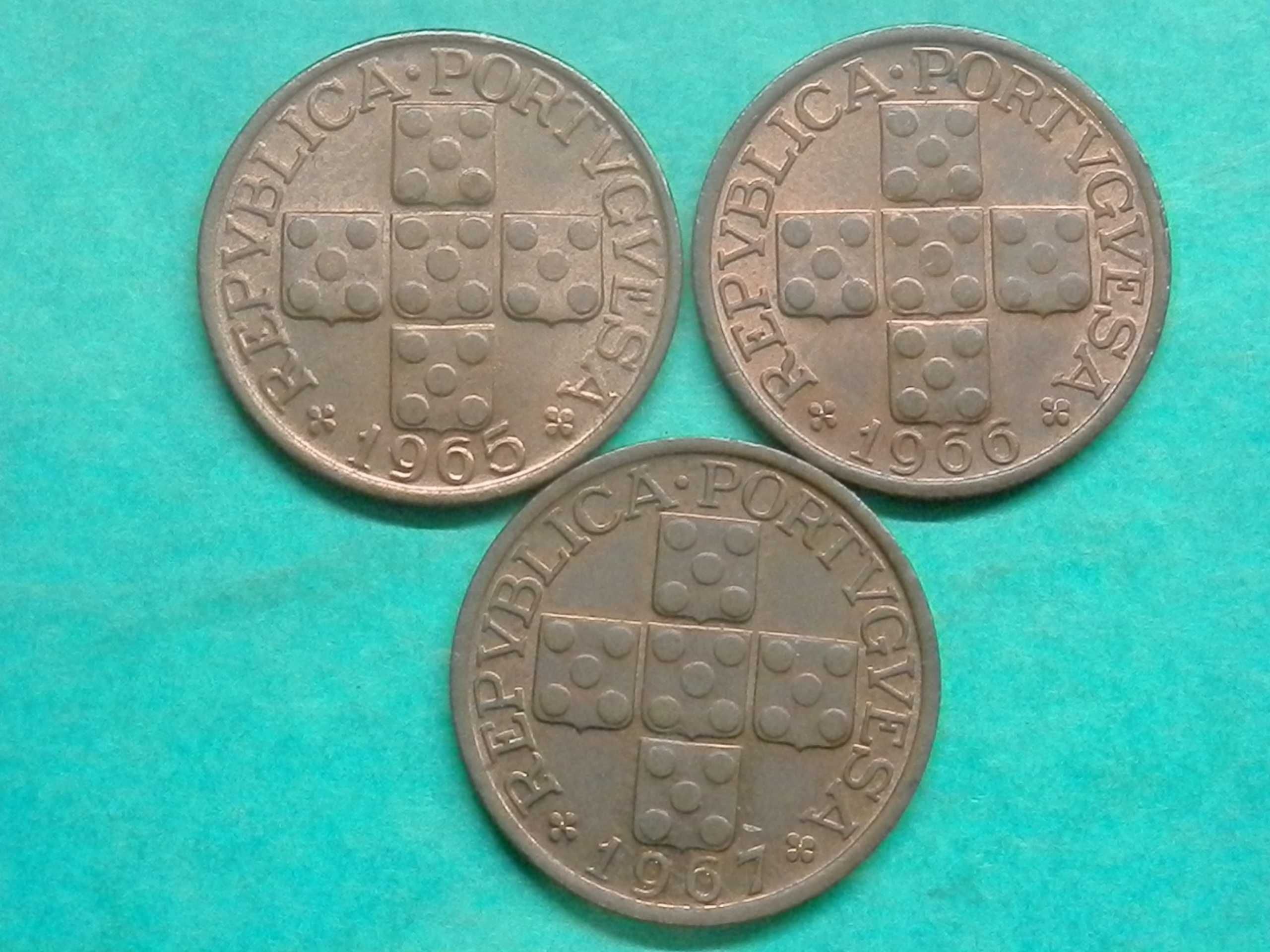 1202 - 3 de XX cent. 1965, 1966 e 1967, novas, por 3,50 já c/portes
