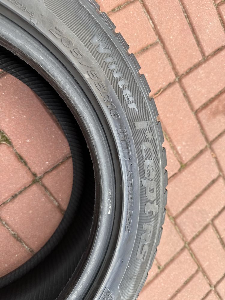 Komplet opon zimowych Hankook 205/55/R16