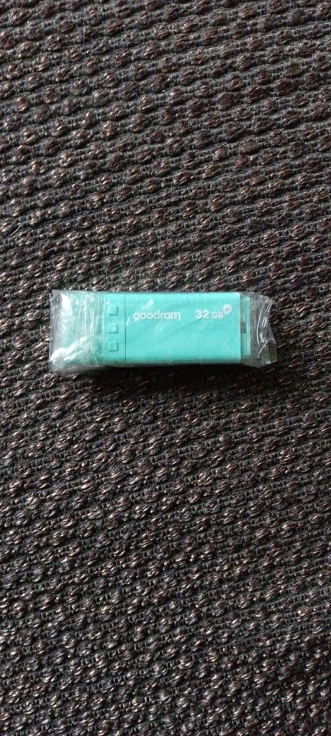 Pendrive 32gb goodram