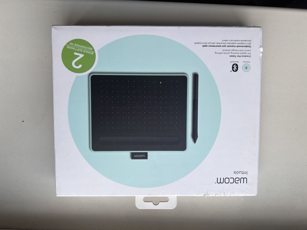 Графічний планшет Wacom Intous S