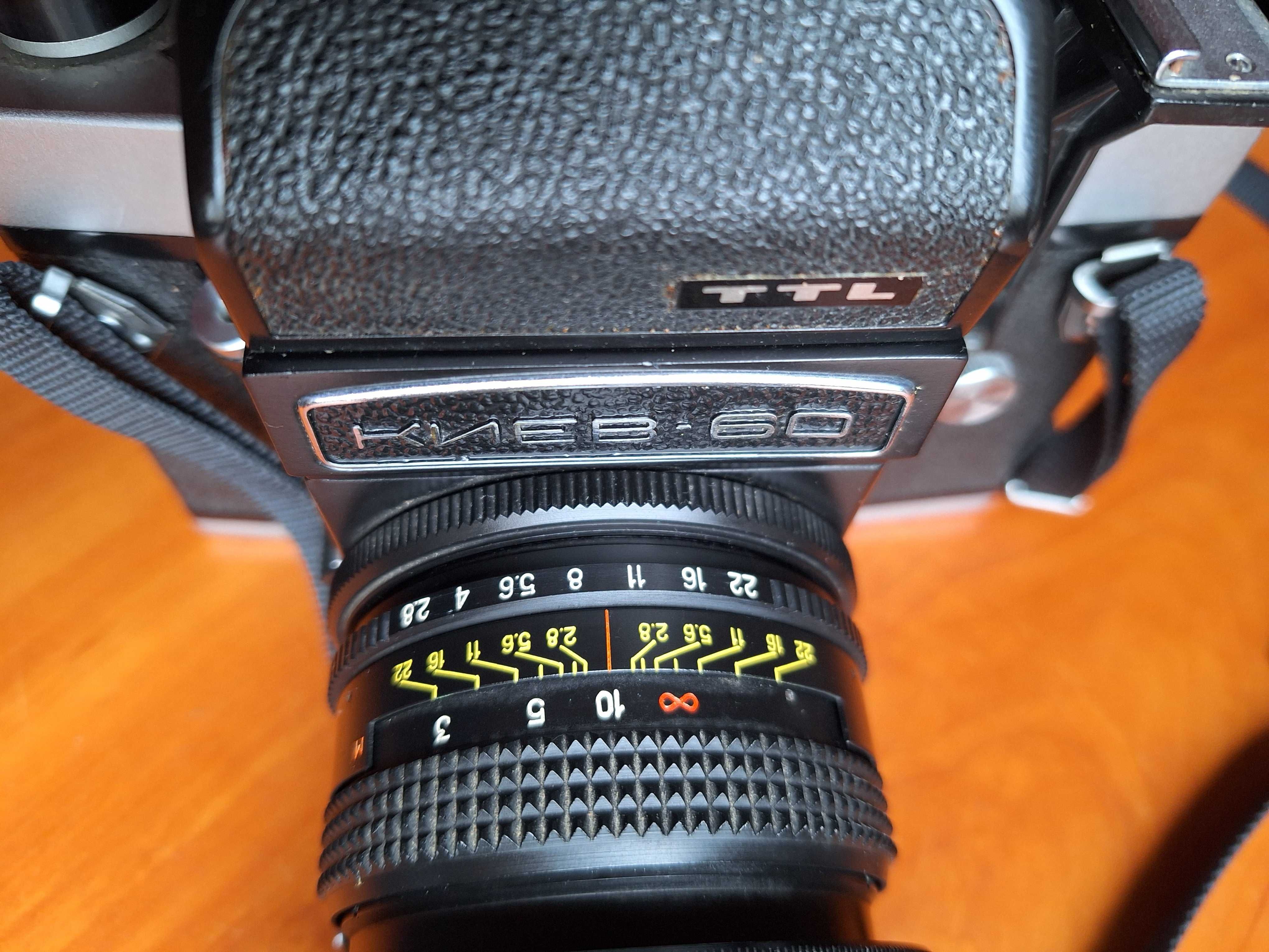 KIEV 60 – Aparat fotograficzny, średnioformatowy