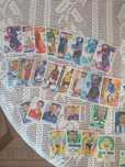 Cartas e cromos de vários anos de futebol