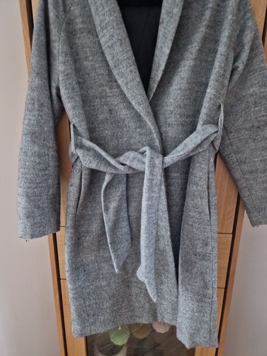 Plaszcz Reserved w rozmiarze 38