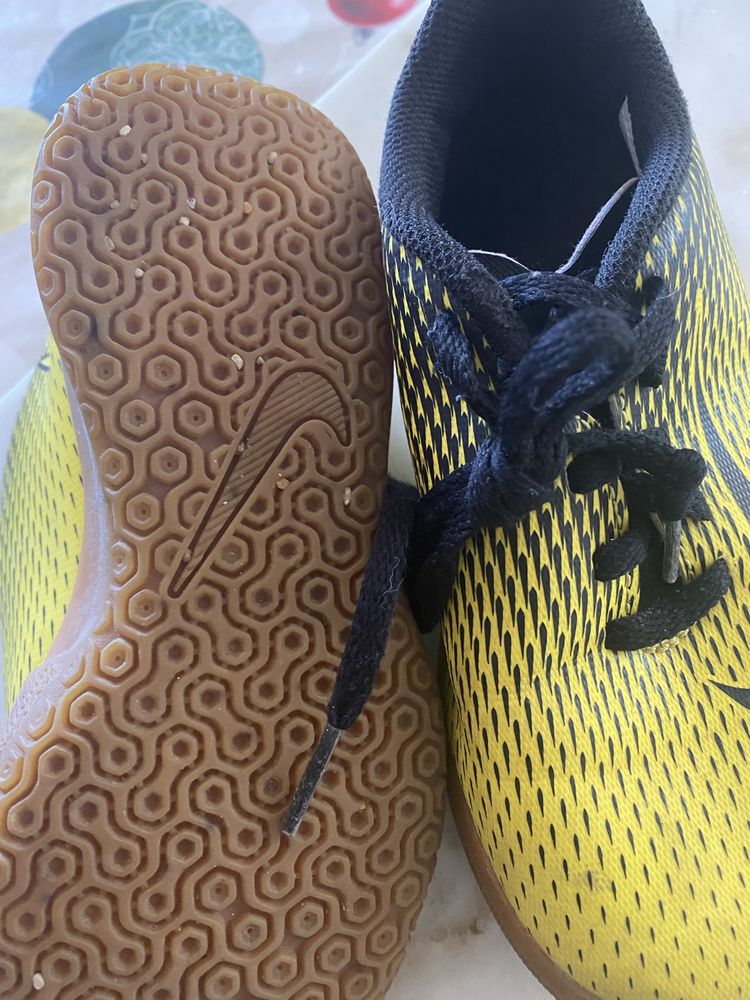 Chuteiras novas nike