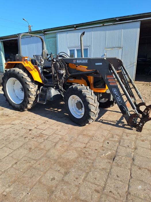 Renault celtis 436RA z ładowaczem czołowym  nie case fendt