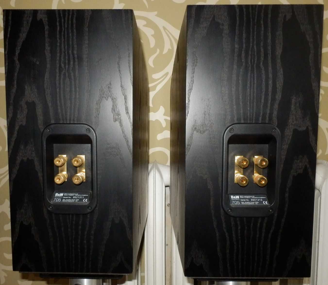 B&W 705 Bowers & Wilkins