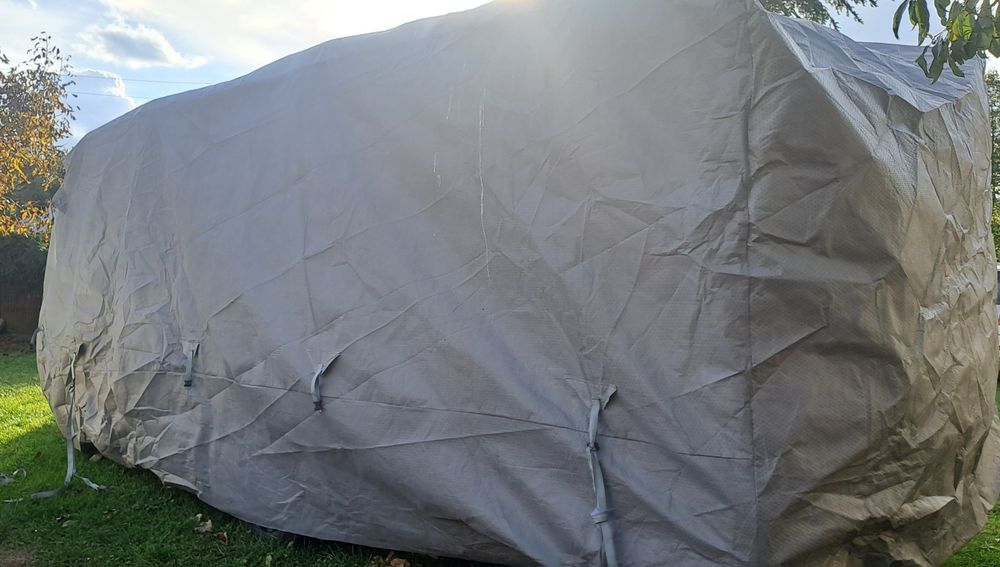 Pokrowiec na przyczepę kempingową 560cm jak nowy
