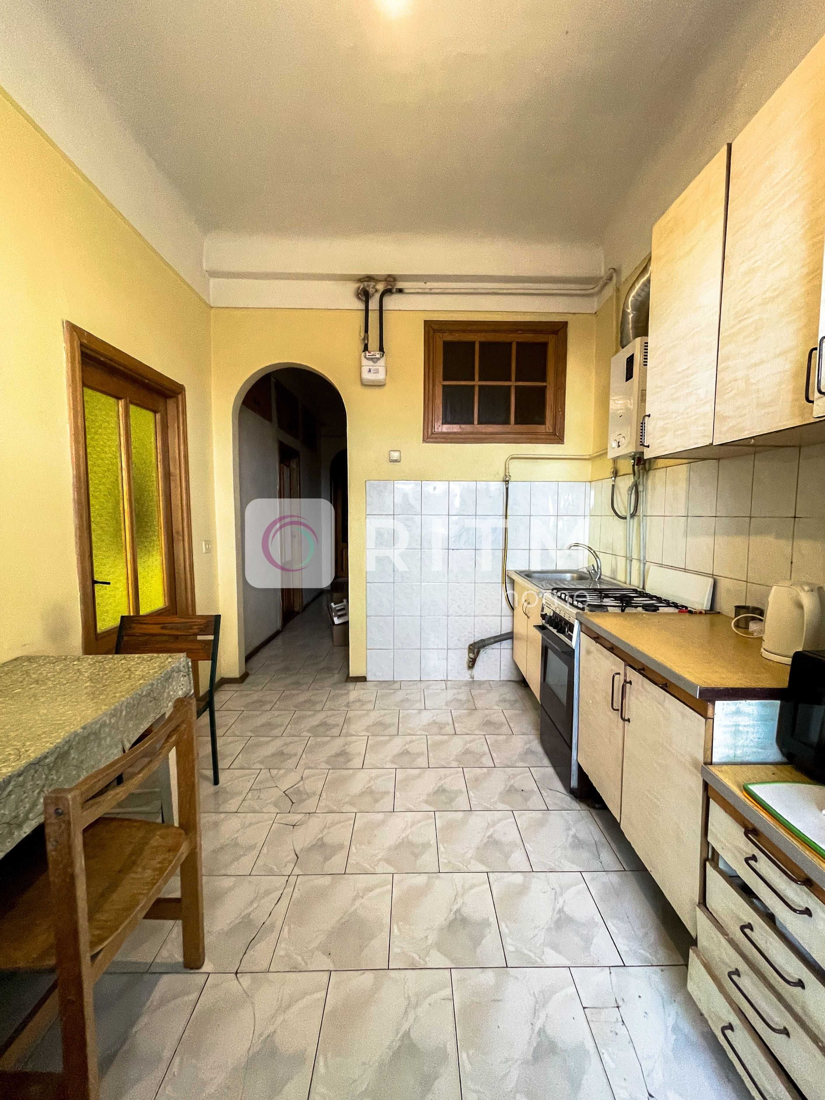 Продаж квартири 97 м2 у центрі! Поруч Парк, Центральна площа!