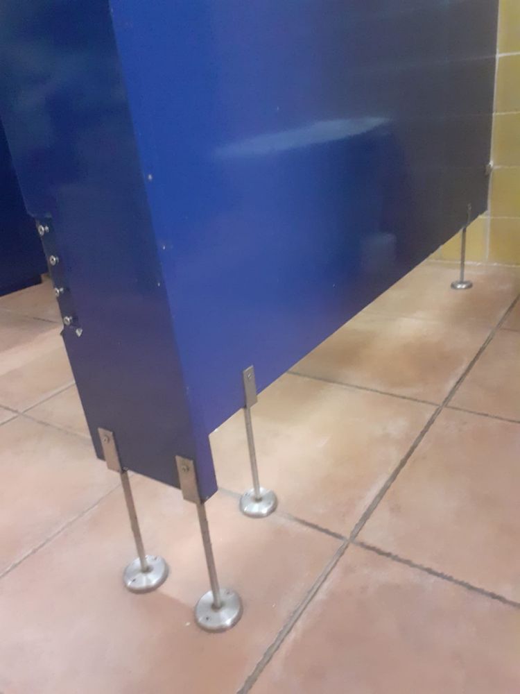 Conjunto WC c/ Divisórias