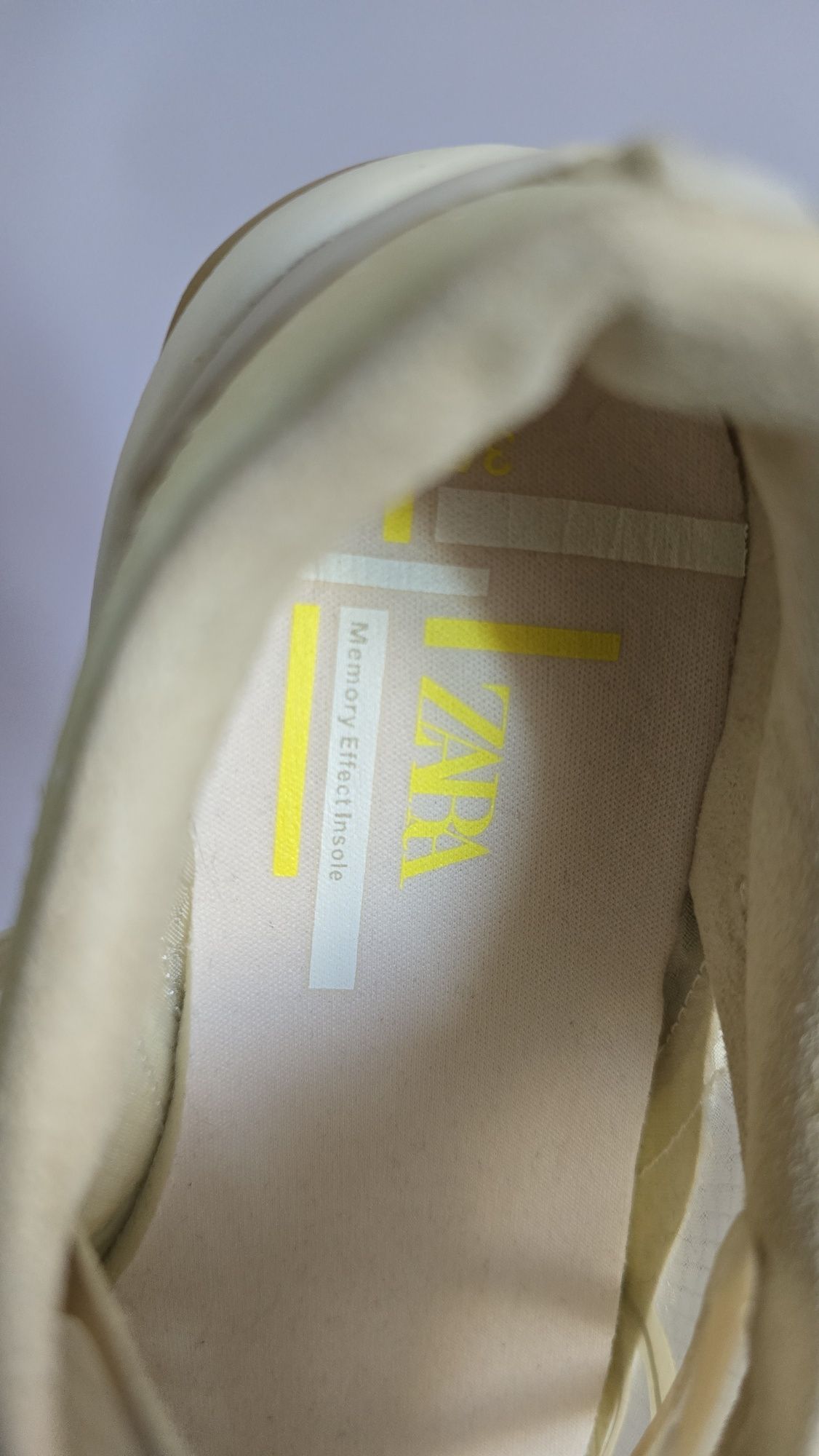 Кросовки Zara 35 p.