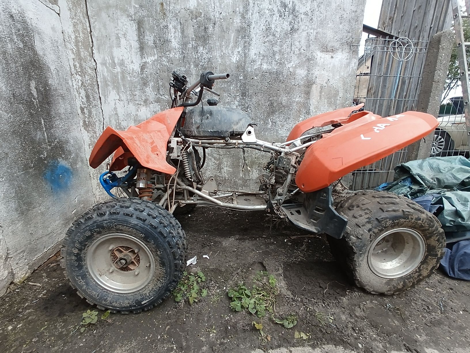 Quad /SWAP duża rama /dużo części