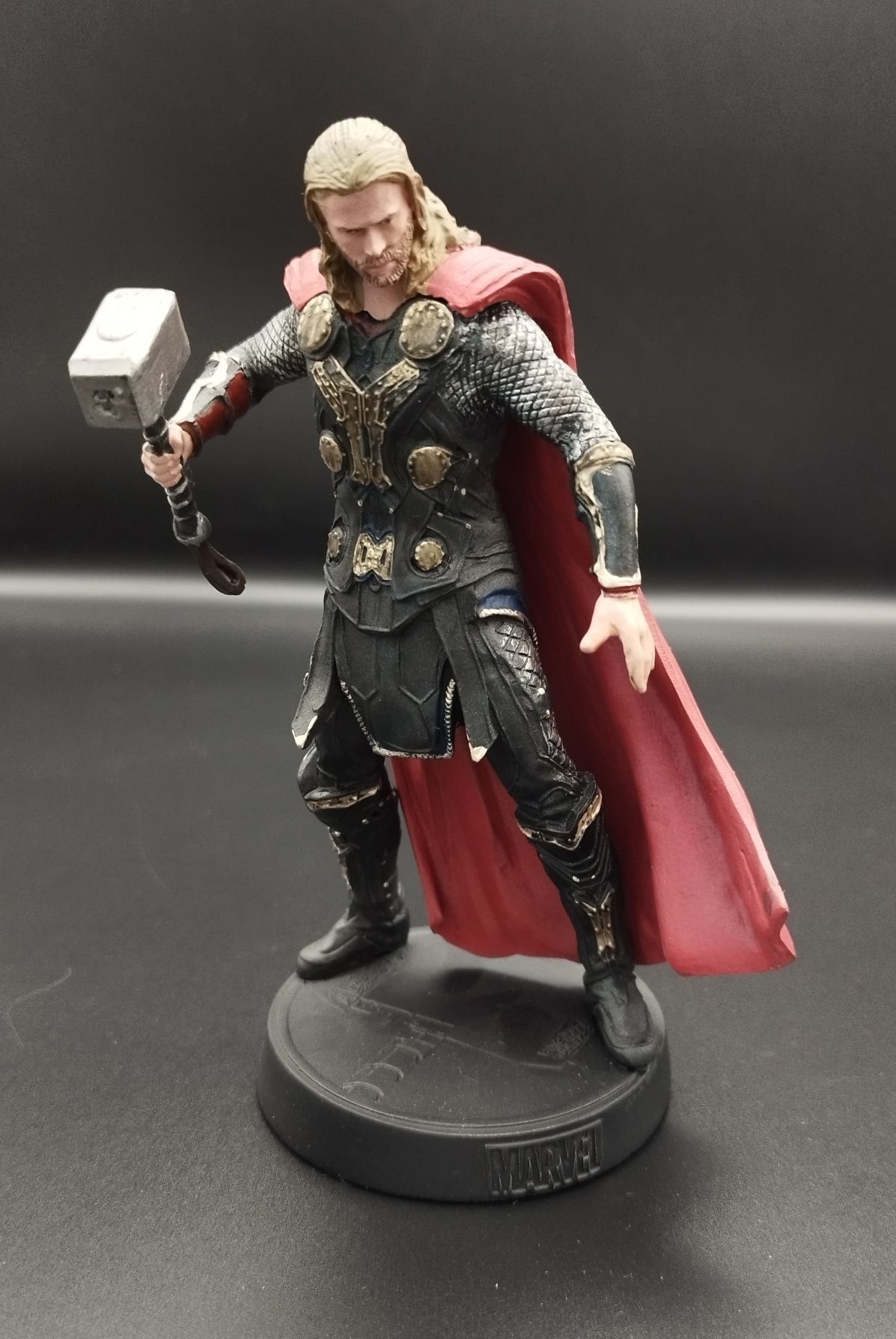 Figurka Marvel Movie Thor ok 13 cm skala  1:16