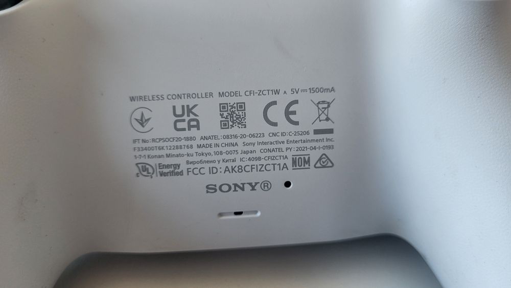 Oryginalny pad DualSense PS5. Ładny
