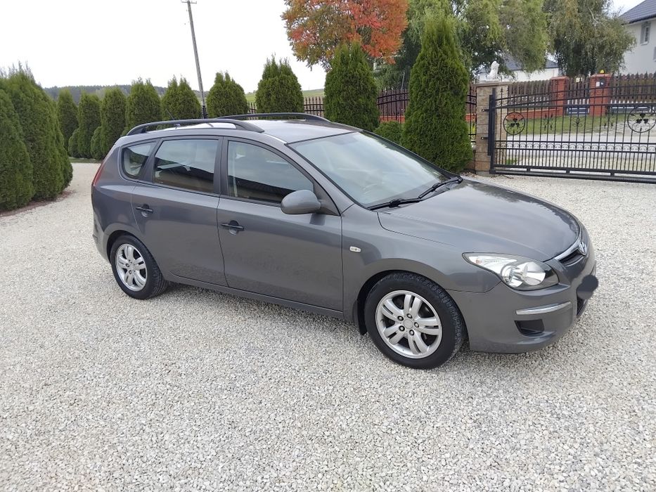 Ładny HYUNDAI I30CW*1.6CRDI 90KM*2010rok*Bez RDZY*KLIMA(sprawna)*Zadba