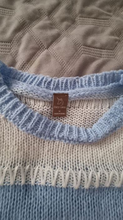 Sweterek rozmiar M