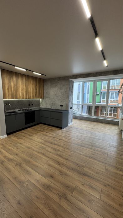 Євродвушка з новим ремонтом! Хороша локація