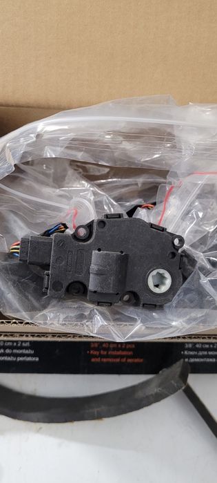 Silniczek sterowania nawiewem bmw x5 e70