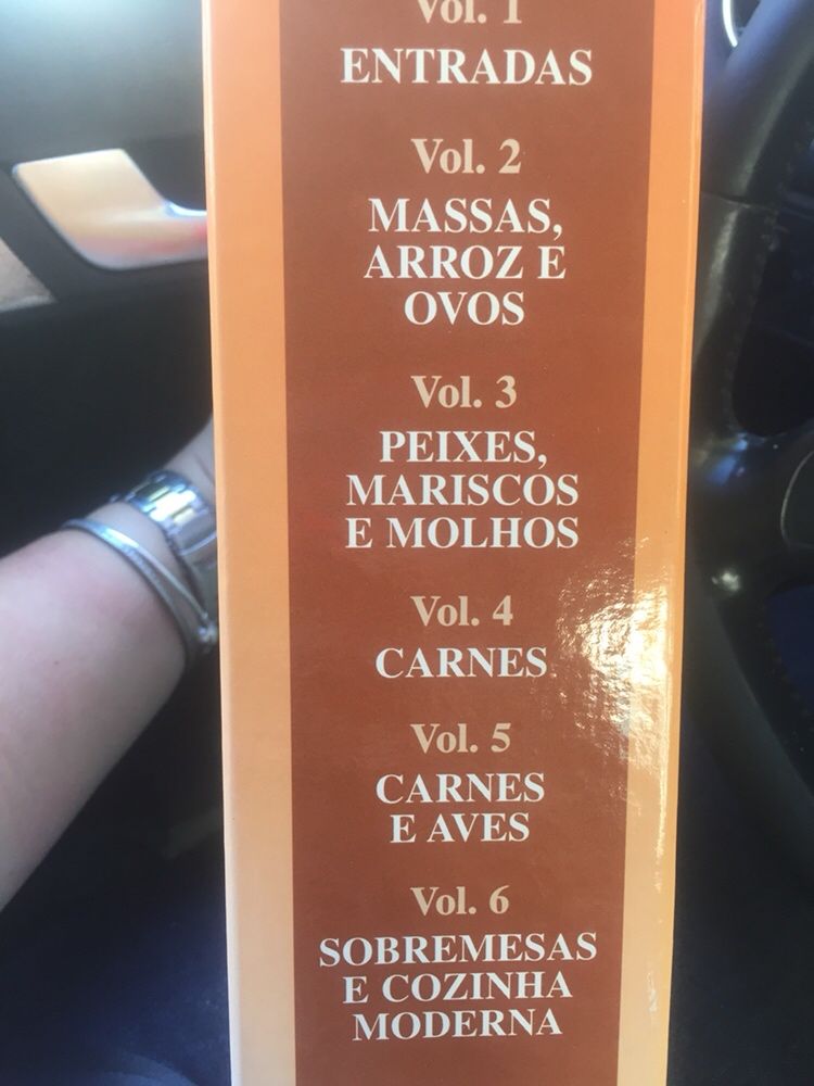 Coleção de livros de culinária