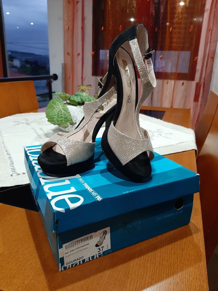 Sapatos Lolablue Tamanho 37