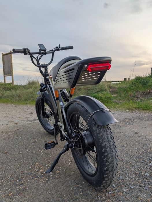 Bicicleta Elétrica JASION RetroVolt estilo Moto