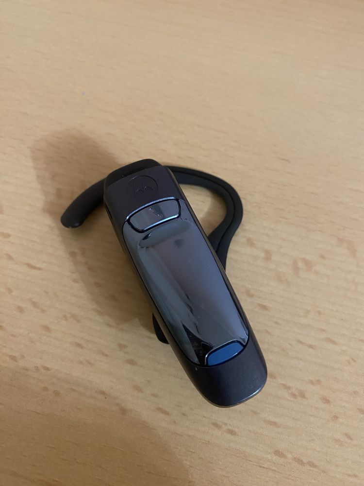 Motorola Razer V3 нова