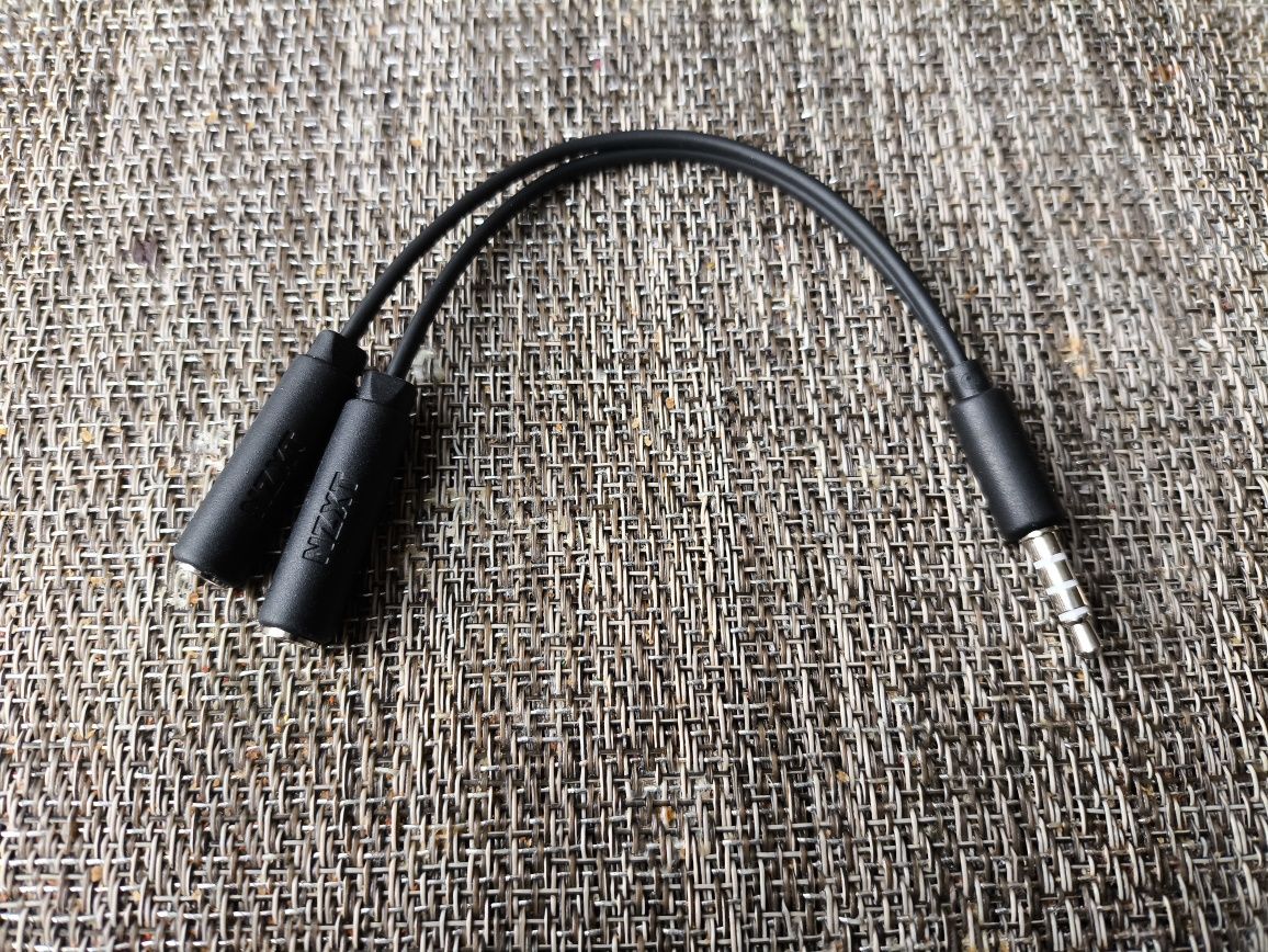 Nzxt adapter audio splitter nowy