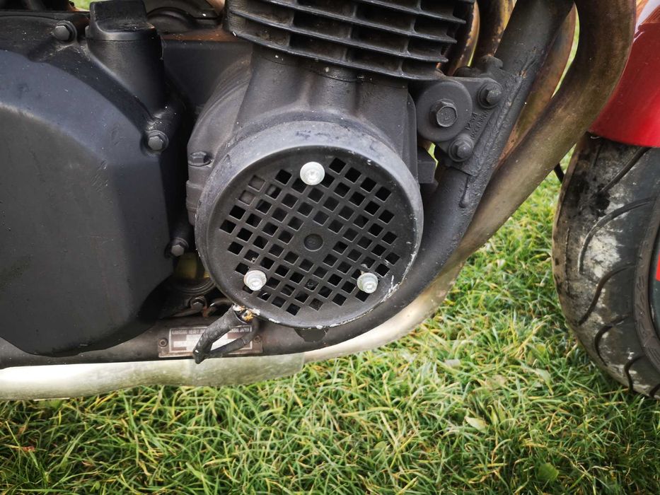 Motocykl Kawasaki ZR7