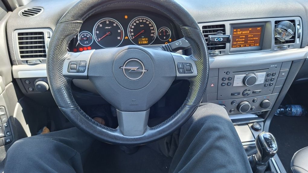 Opel Vectra C OPC Lift 1.9cdti 150KM