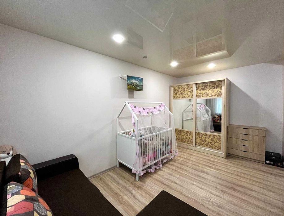 Однокімнатна квартира. Мінімальне оформлення