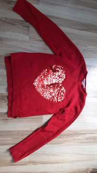 Sweterek  czerwony  H&M rozmiar  122/128 Z cekinami