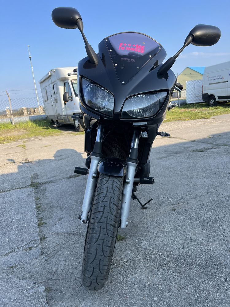 Yamaha  FZS  600