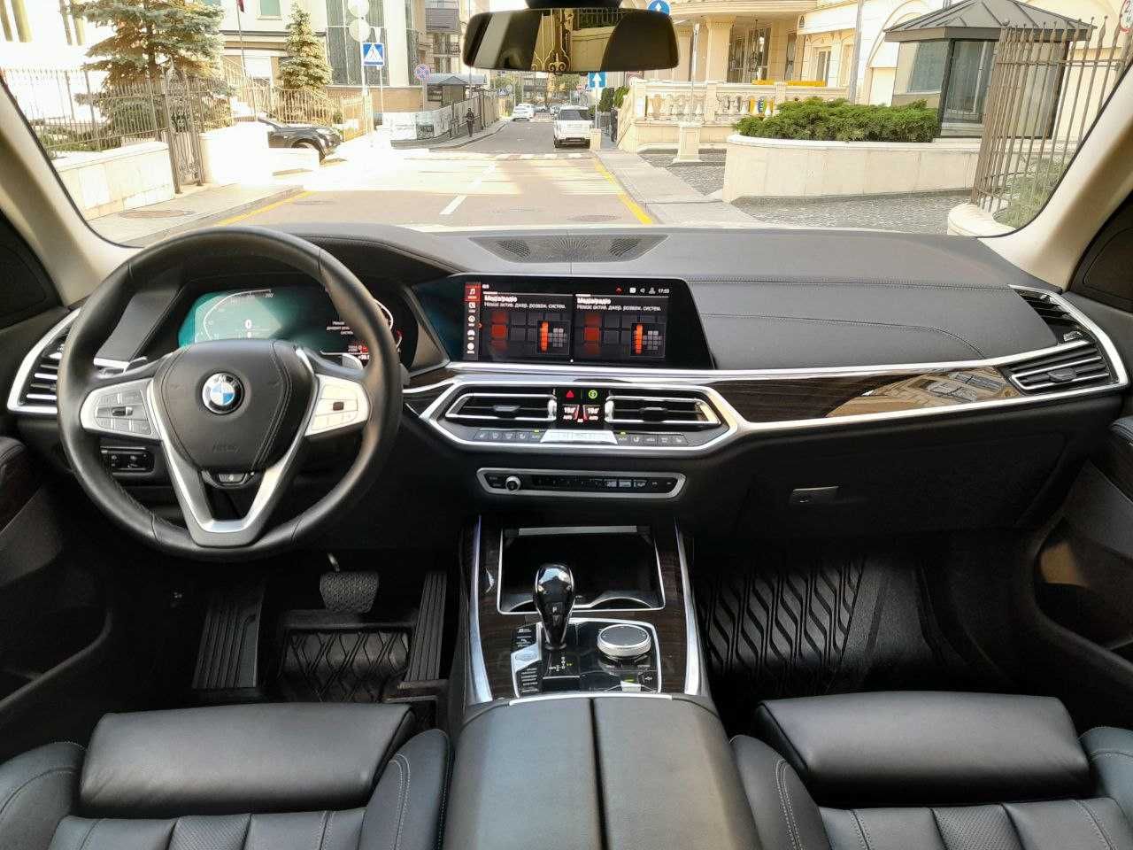 BMW X7 2020 3л бензин