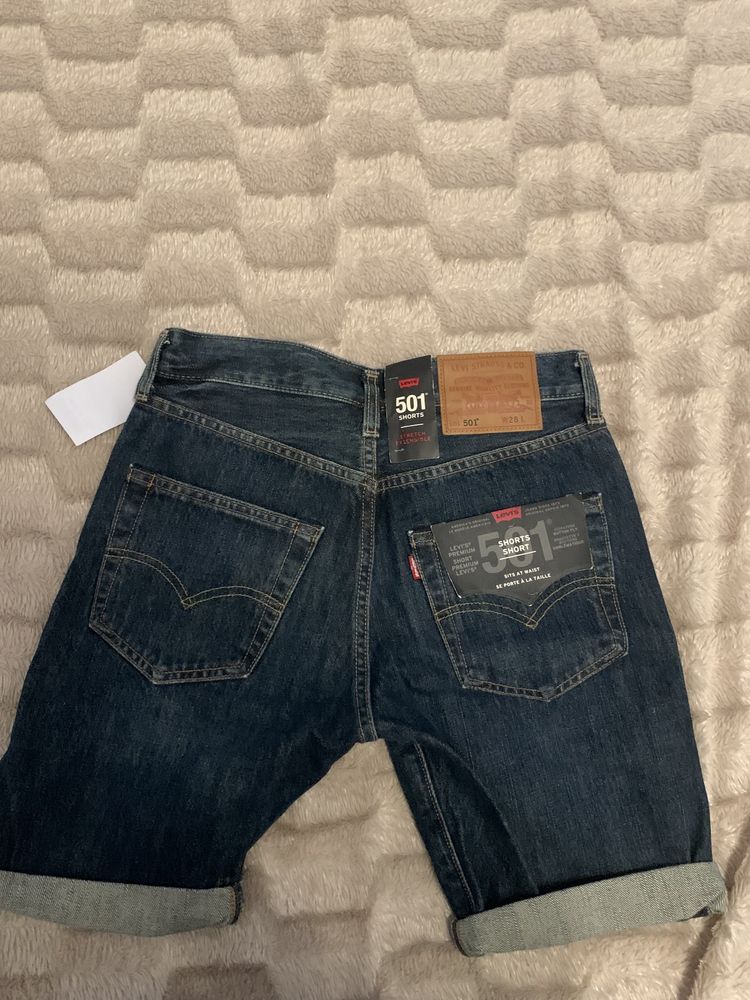 Шорти levis