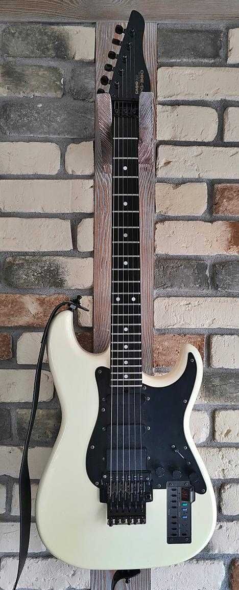 Stratocaster Gitara elektryczna z syntezatorem Casio PG-380