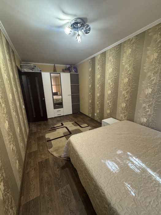 Продам 3х комнатную квартиру в районе жд вокзала