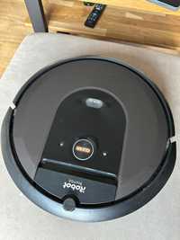 iRobot Roomba i7+ ze stacją dokującą odsysającą