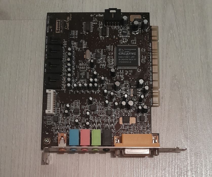 Звукова карта Creative Sound Blaster Live! 5.1 Digital
Інтерфейс: PCI
