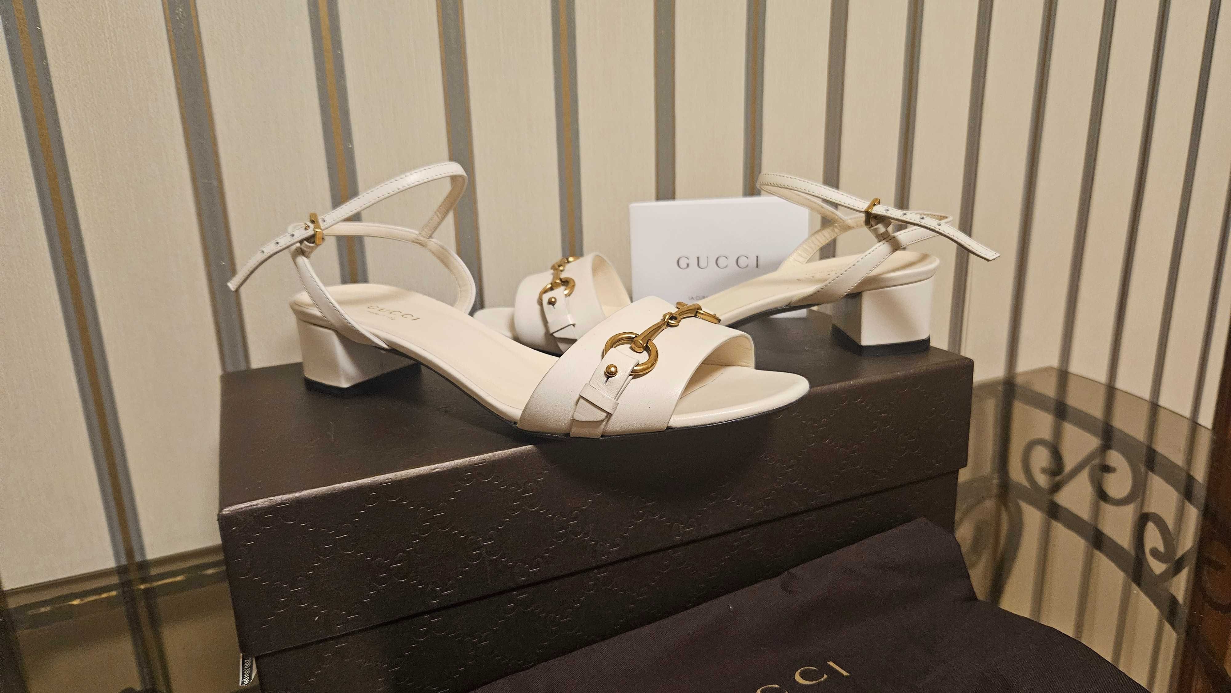 Продам босоніжки Gucci, р.36,5, оригінал