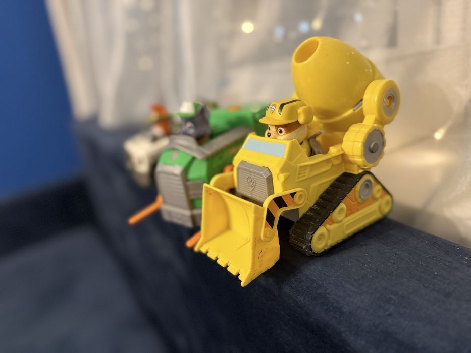 Autka psi patrol rubble rocky rex