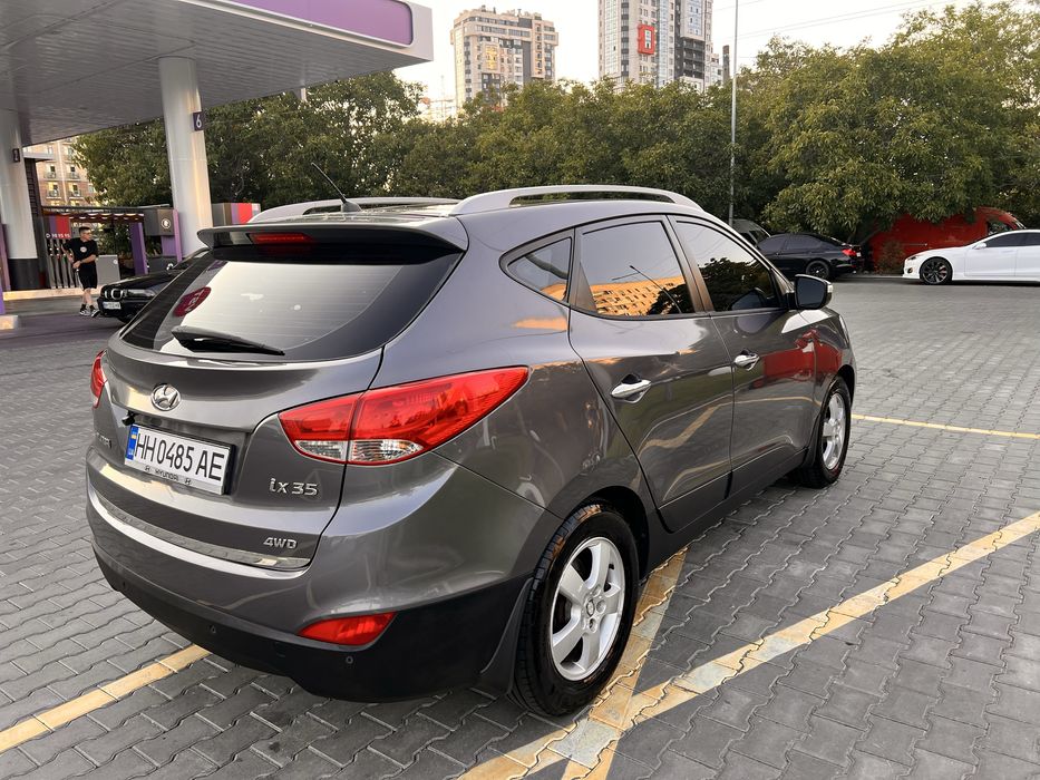 Hyundai ix35 2011 газ бензин tucson туксон